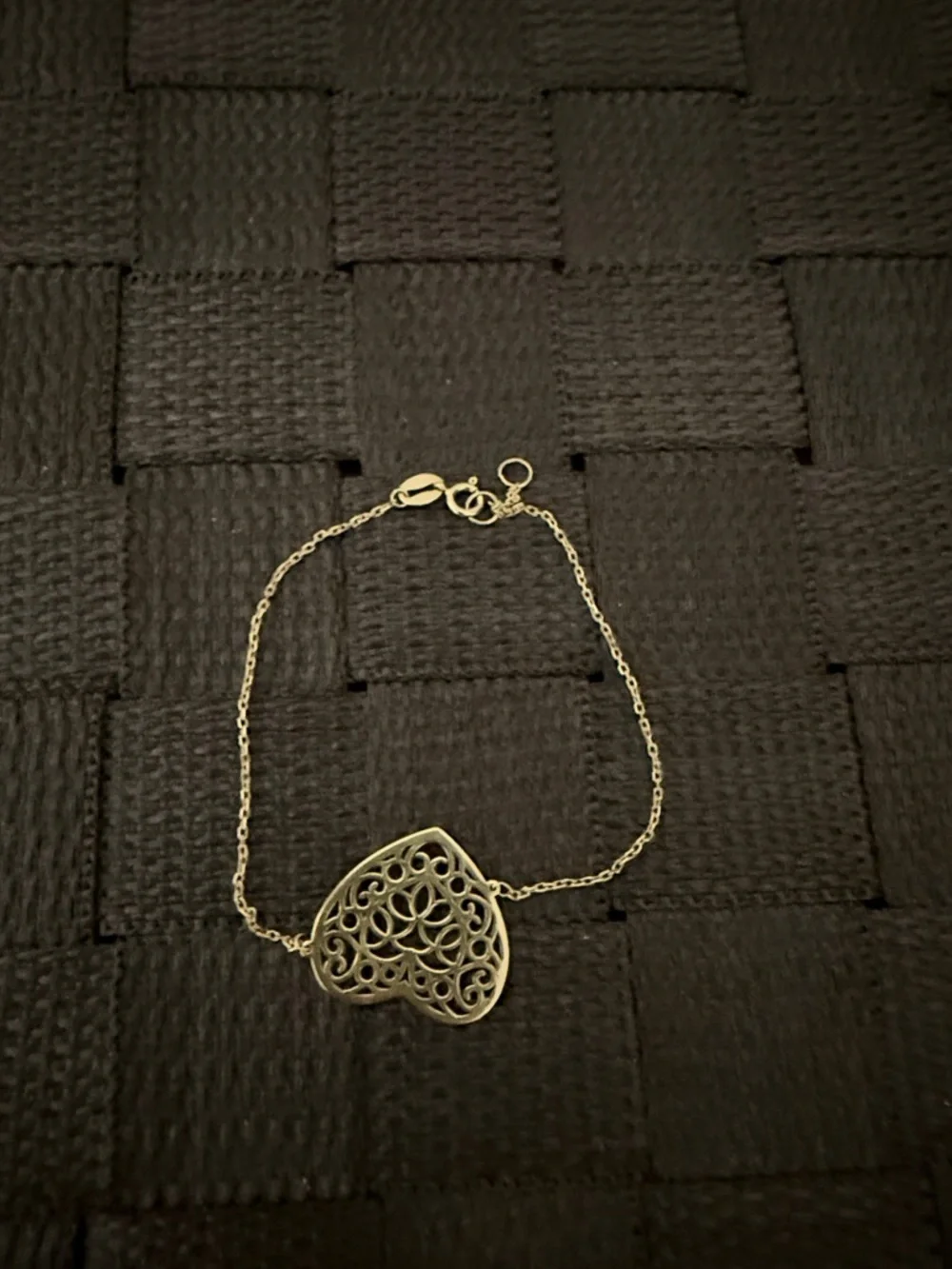 Gold Filigree Heart Link Bracelet - Picture 1 of 3